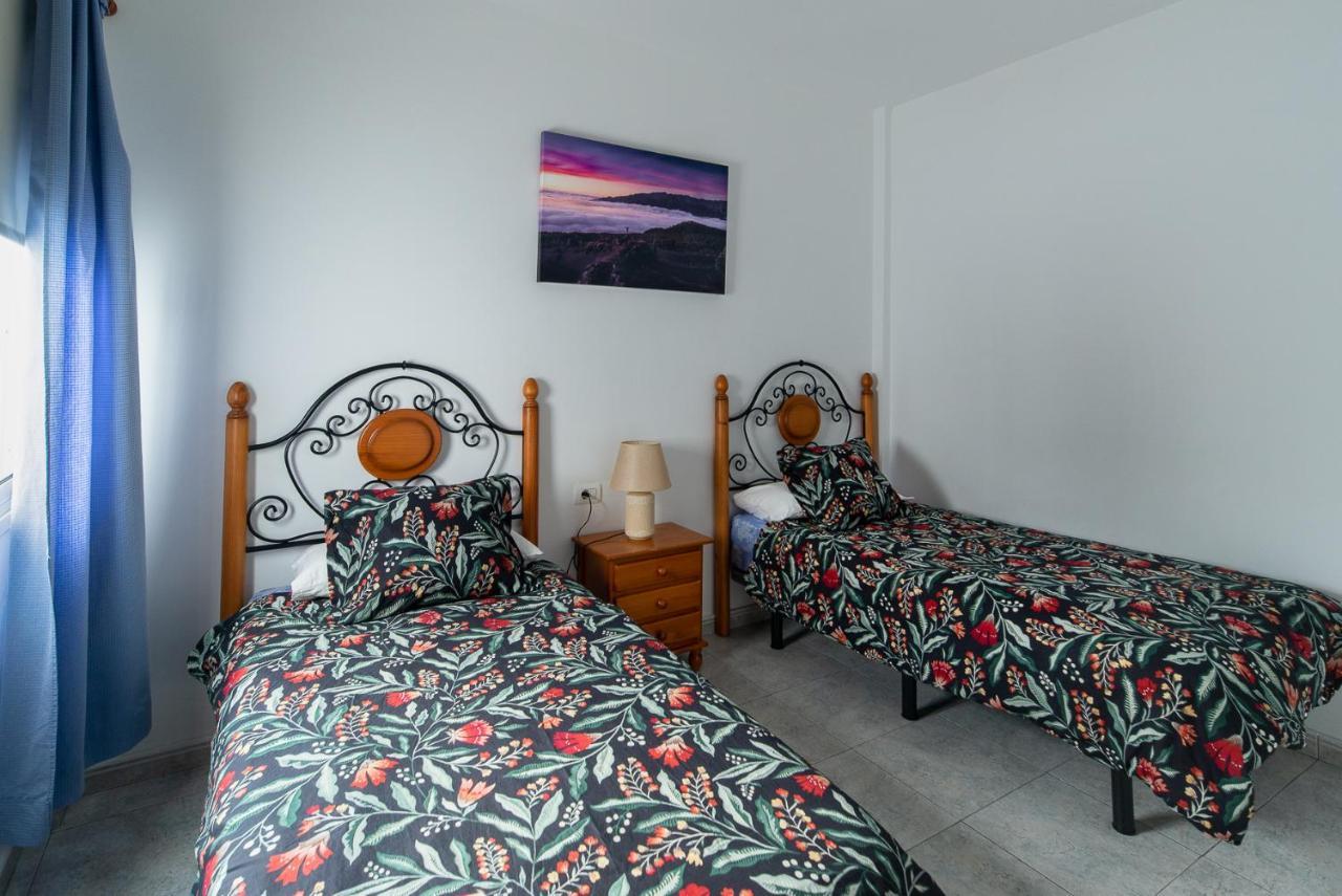 Apartamentos Leomar II Los Llanos De Aridane Eksteriør billede