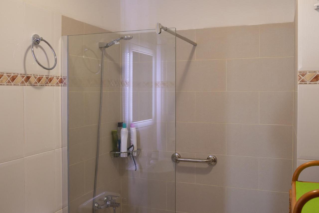 Apartamentos Leomar II Los Llanos De Aridane Eksteriør billede