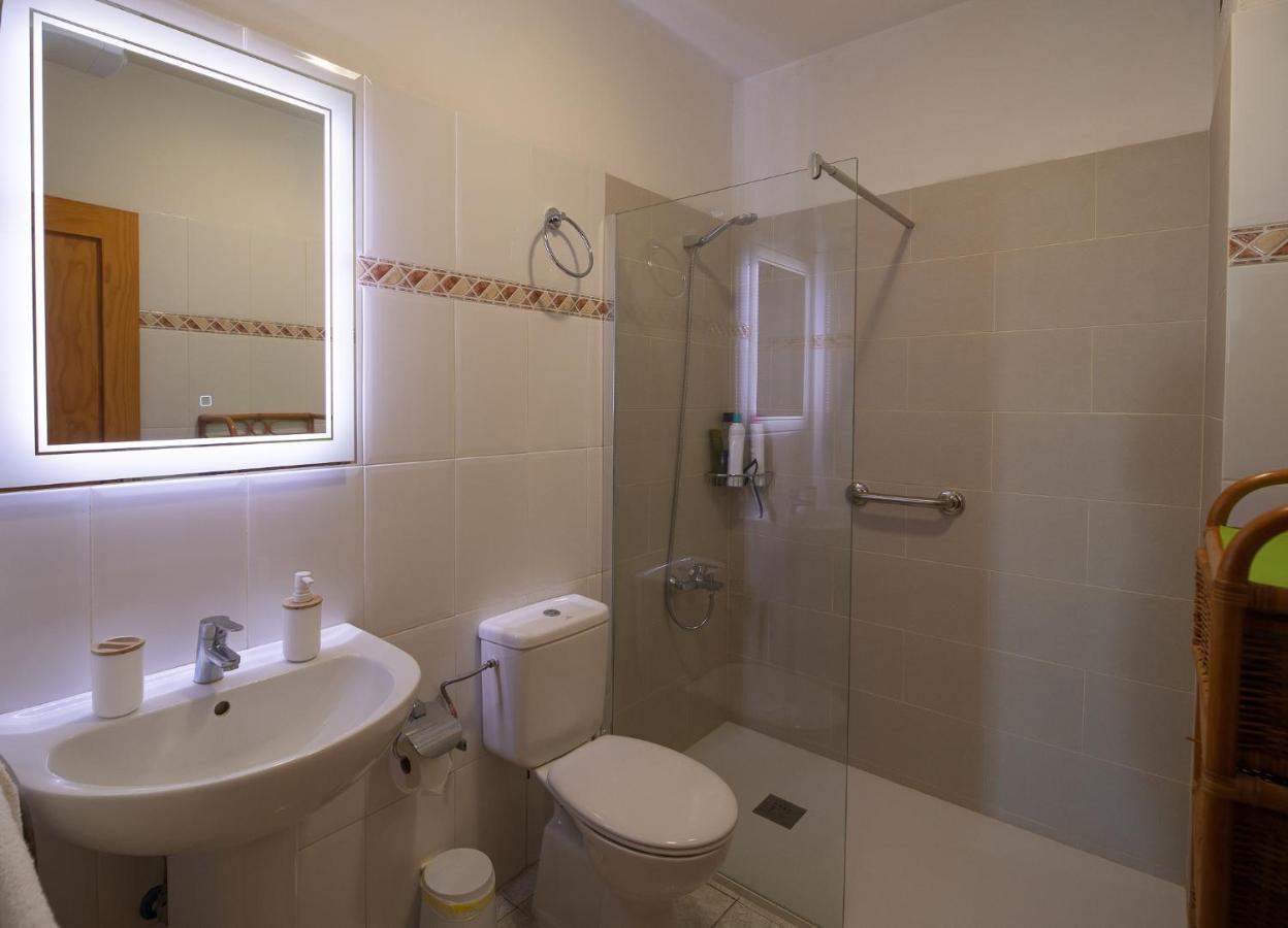 Apartamentos Leomar II Los Llanos De Aridane Eksteriør billede